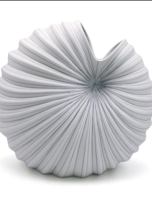 Palm Vase - Blue Dot Y22 (L)