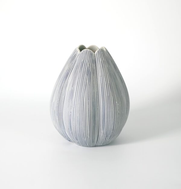 Tulip Shape Tulipé Vase - Blue Line
